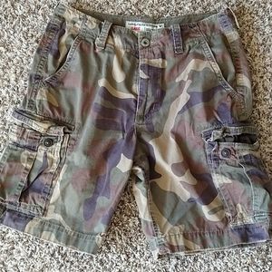 American Eagle cargo shorts